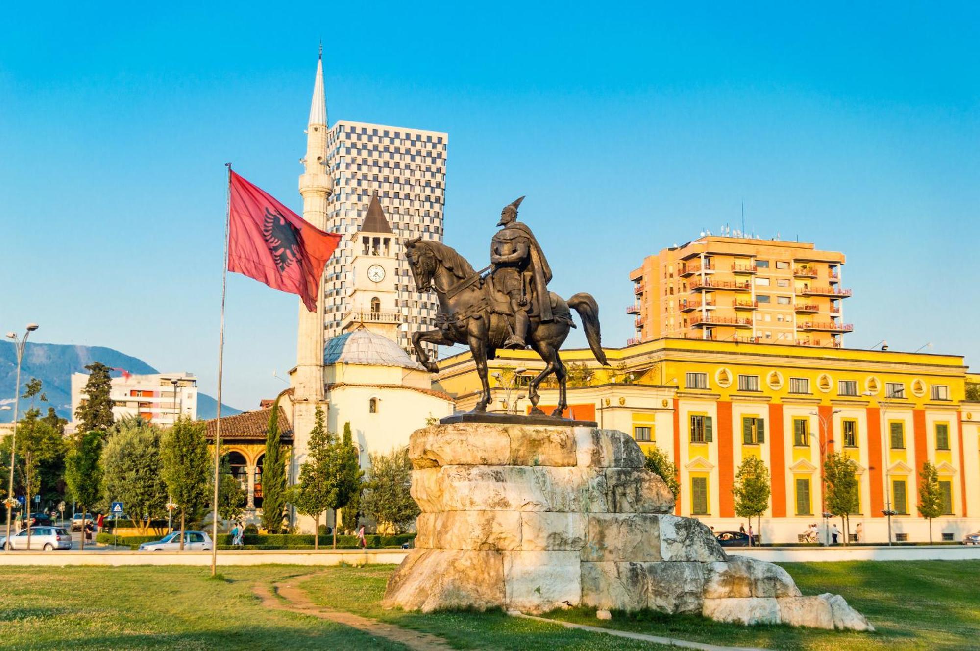 Tirana Days Free Parking Exterior foto